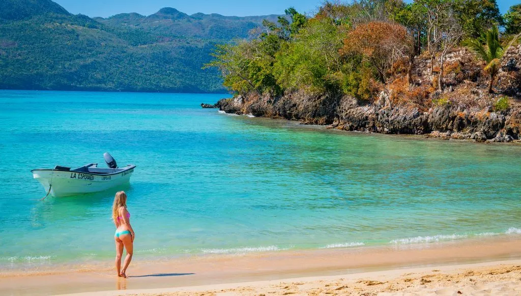 Playa Frontón: La playa más salvaje de la República Dominicana no tiene hoteles ni carreteras